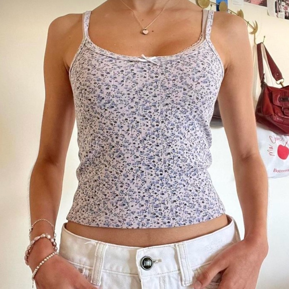 Brandy Melville White Floral Ribbed Tank Top